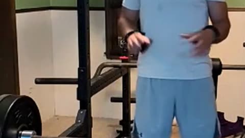 STOP Cheating Your Rows! Squeeze Your Shoulder Blades!