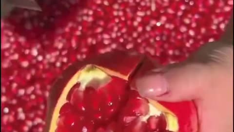 The Easiest Way to Cut a Mango Like a Pro 🍋✨”