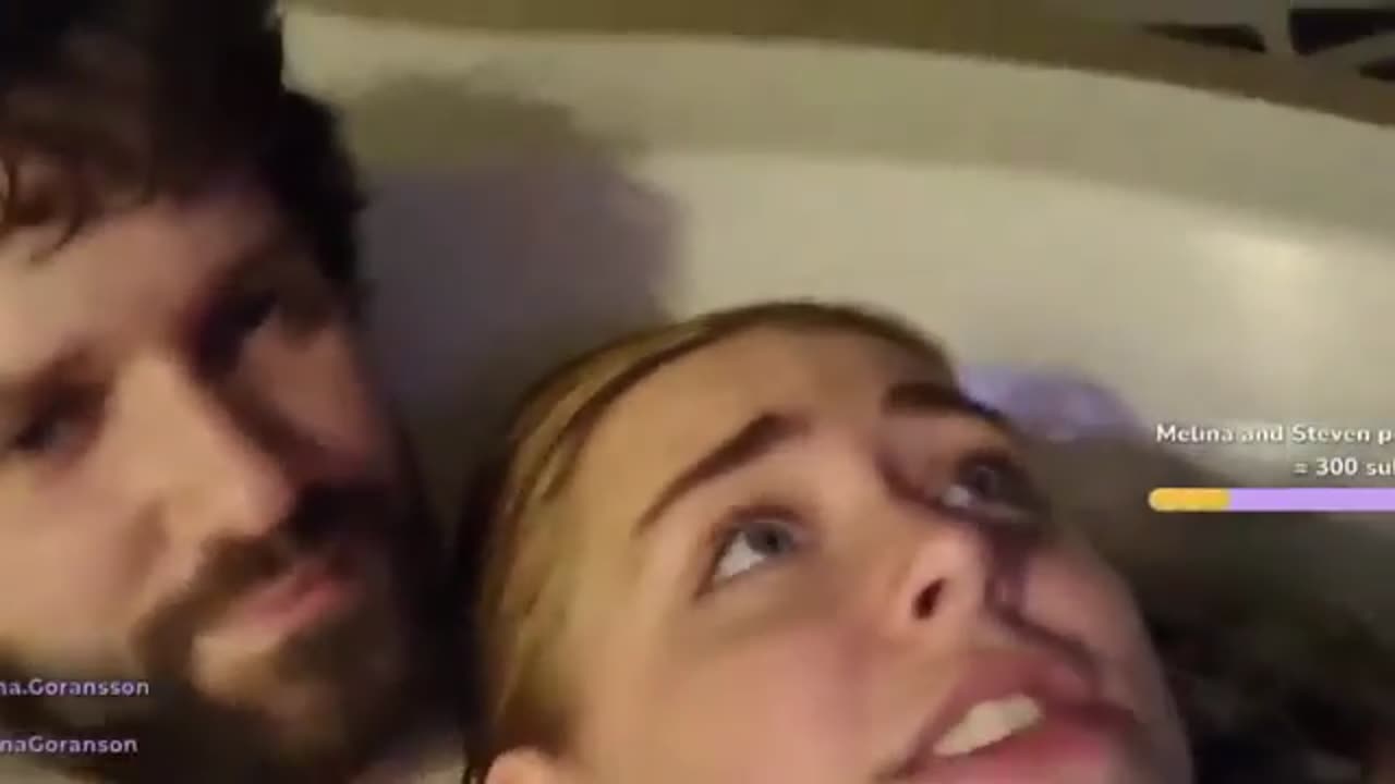 Mermaid Stuck in the bathub🍆