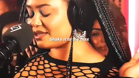🎶 Song - Shake It to the Max Artist - @moliymusic Follow me