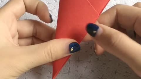 How to Create a 3D Paper Star