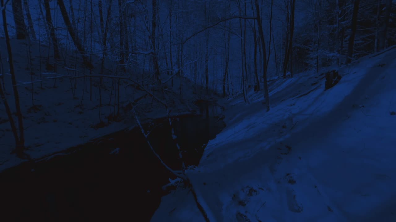 Calm Night 4K: Flowing Water Sounds for Deep Sleep