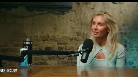 Influencer Uses Fake Pregnancy for IVF Funds - Bonnie Blue and Louise Perry #ivf