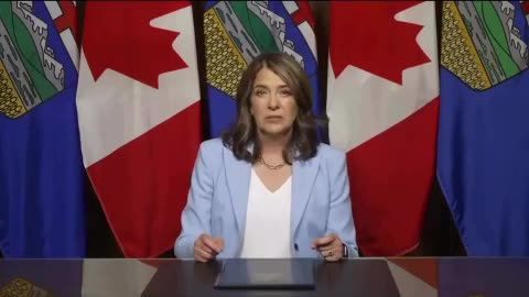 ‼️Alberta Premier Danielle Smith shows her support for the citizen lead independence referendum.
