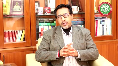 Dr Dheeraj Sharma IIM Expert Explains Interview Strategies for MBA Aspirants