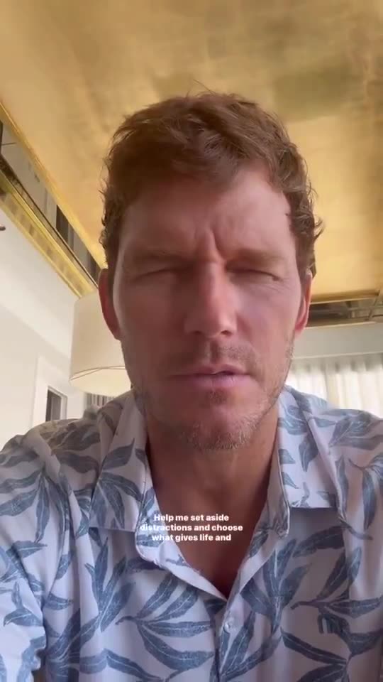 Chris Pratt Shares Prayer, Then Calls on People to Turn Their Phone off and Go Outside