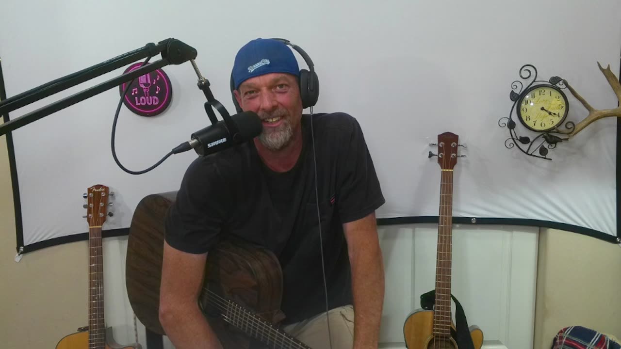 Crappy Cover of "Good Riddance, Time of Your Life"