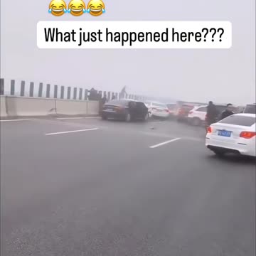 BRIDGE IN CHINA 🤷‍♂️🤷‍♂️🤷‍♂️