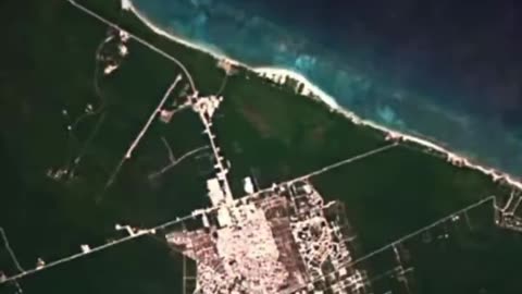 Google Earth time-lapse shows the sea level over 40 years time-nothing!