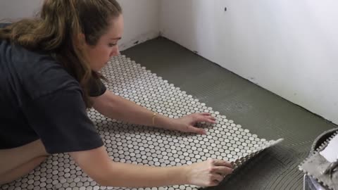 Budget Bathroom Makeover: Easy Tile Install & Clawfoot Tub Transformation