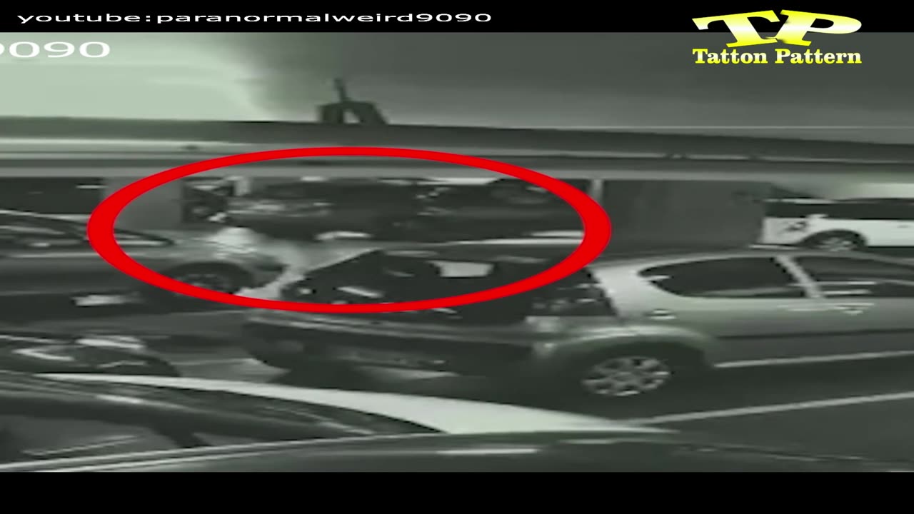 parking area me ayaa bhoot