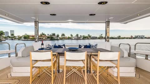 88' Azimut - Yacht Rental in Nassau, Bahamas💯🎉