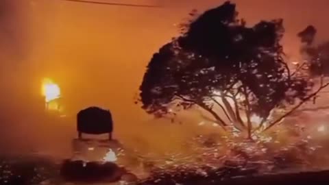#WorldWar 3 - 🔥🌪️ Double Disaster in #Israel： #Fires #Sandstorm Strike Back-to-Back #FIRE
