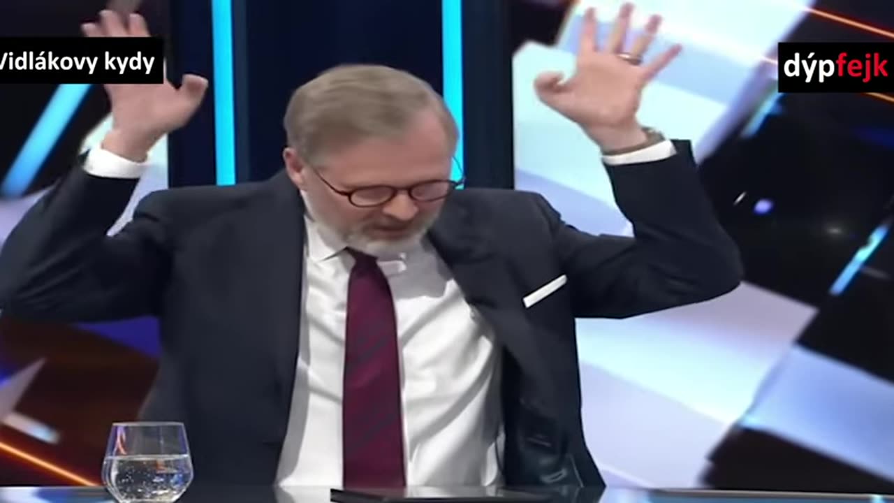 Fiala v blázinci (Dýp fejk, Vidlák)