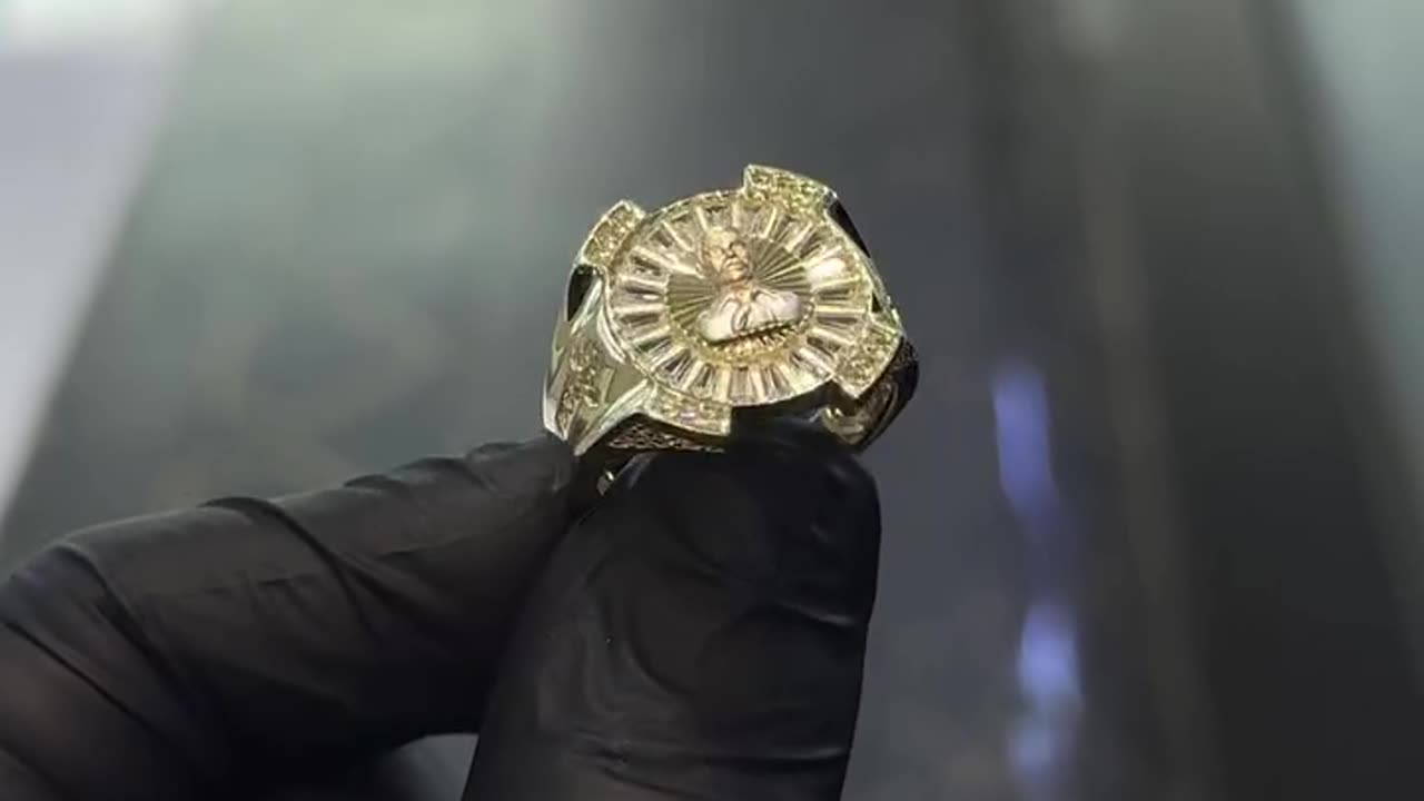 Real 10K Gold 5.4 grams Malverde Ring