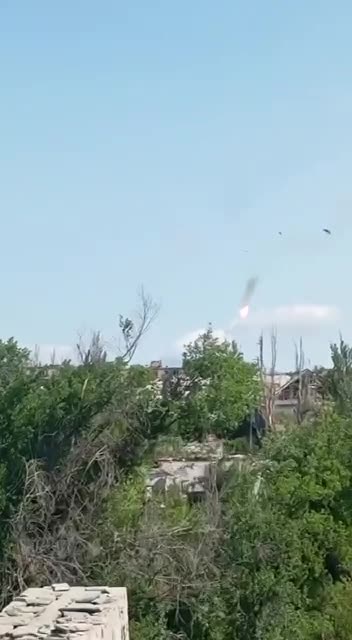 Russian Su25 Attack Jet Takes a Dive Into the Ground(Incredible Footage)