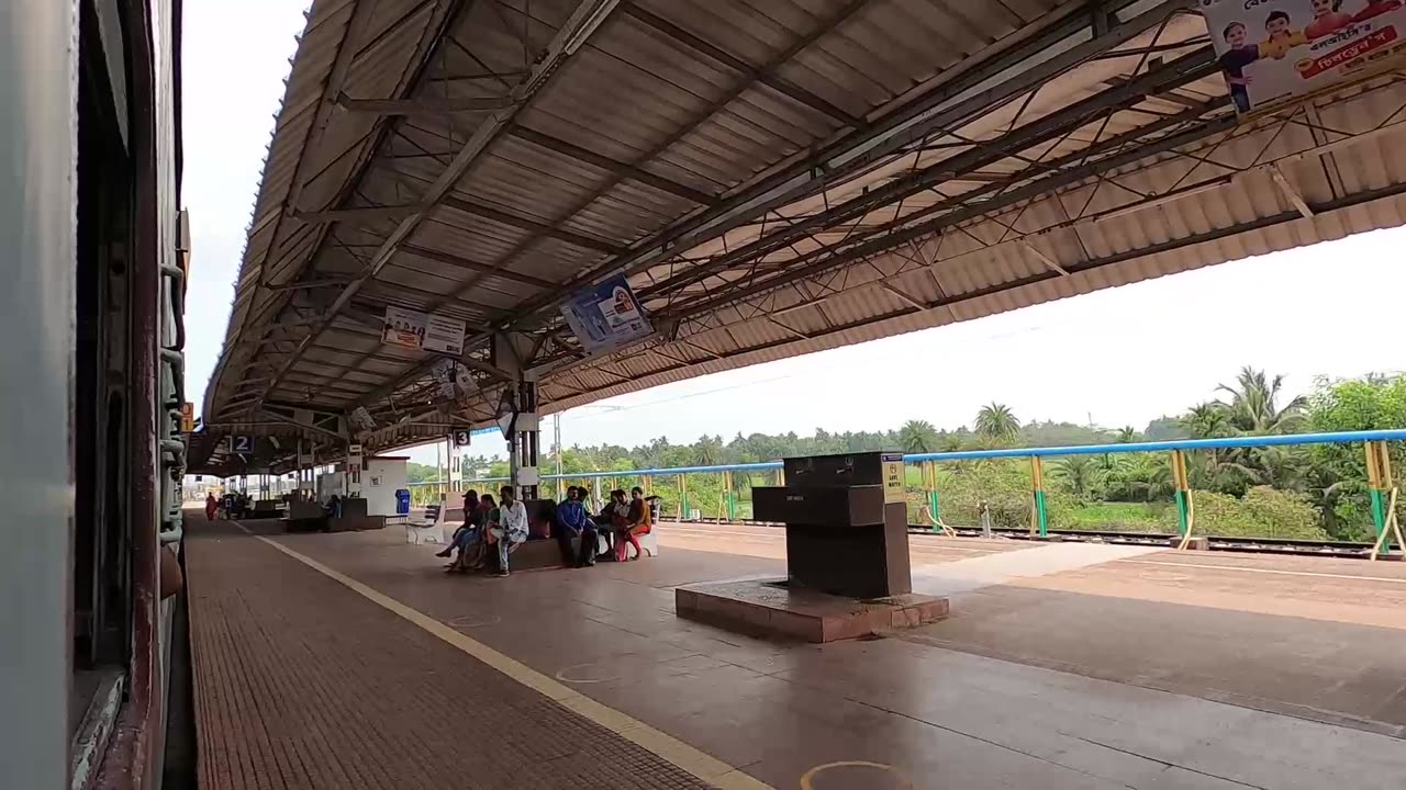 Train journey in India by Indian Railways Tamralipta Express