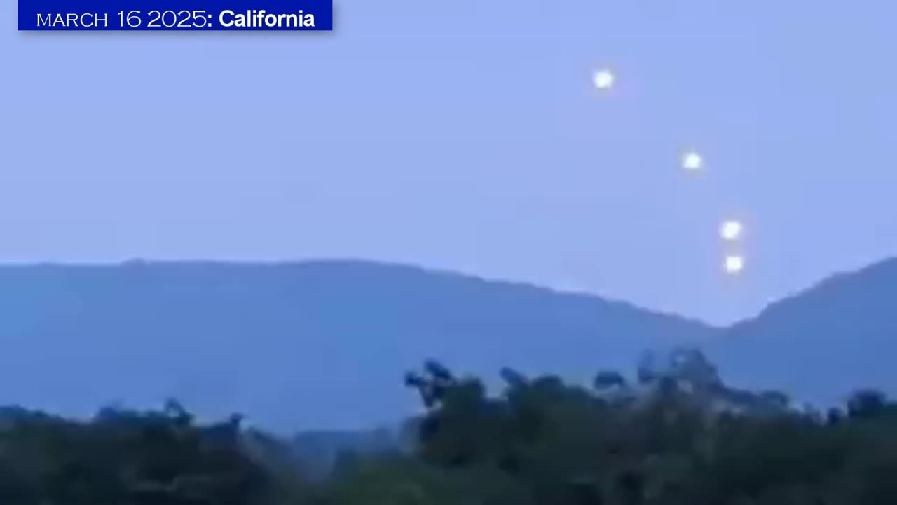 Un OVNI suit des fusées lors d'une diffusion en direct sur CNN ! Un OVNI repéré en Allemagne