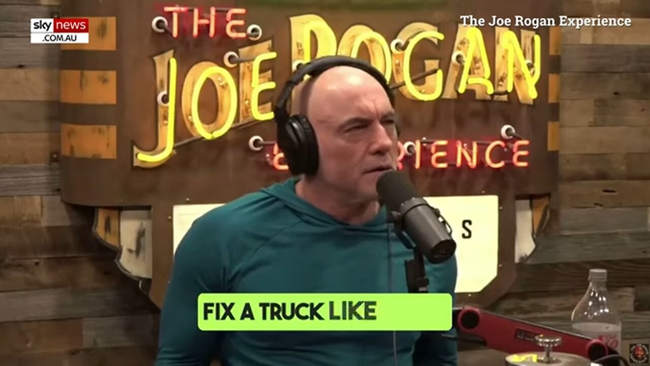Joe Rogan hilariously destroys Tim Walz’s claims of masculinity