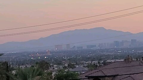 Did you see tonight's Las Vegas sunset? Check THIS out! 07.04.2025 #follow #lasvegas #travel #gaming
