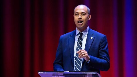 Trump Surprised Third-Rate Intellect Jay Jones Is Still Allowed To Run