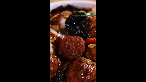 Here's a home-cooked dish to go with the rice, pork balls with vinegar, I hope you like it