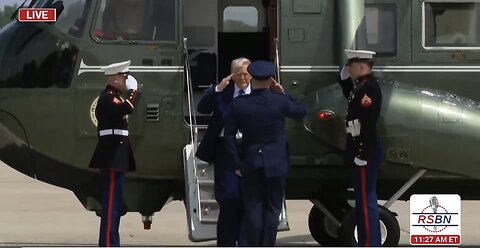 PRESIDENT TRUMP❤️🇺🇸🕺DEPARTS MARINE ONE🤍🇺🇸🚁👨‍✈️BOARDS AIR FORCE ONE FOR MIDDLE EAST TRIP💙🇺🇸✈️⭐️