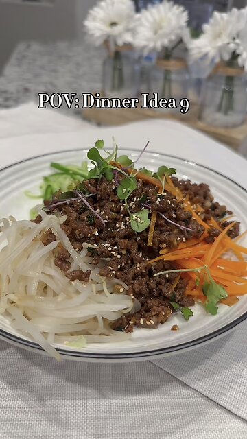 Chinese Noodle Bowl with meat sauce and veggies