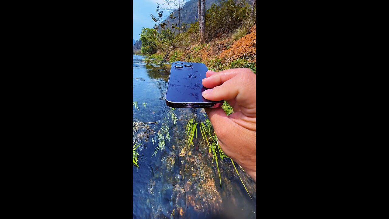 Iphone 15 pro Camera under water testing satisfaction video