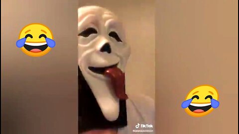 SCARECAM PRANKS REACTION - FUNNY SCARE PRANKS 😂