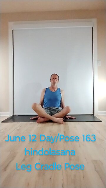 hindolasana / Leg Cradle Pose