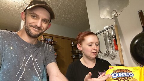 Chocolate Covered Pretzel Oreo Taste Test