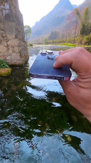 Under water camera test satisfaction video of iphone canera