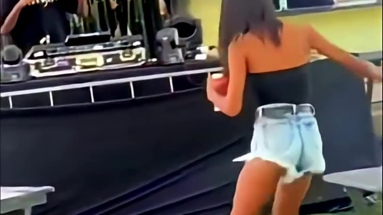 Beautiful dance!