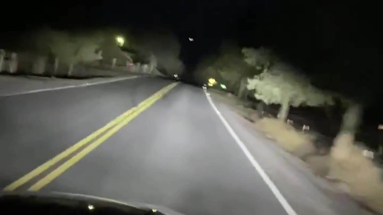 Disc Shaped Object with lights filmed in Bend, Oregon๐ง๐ธ๐ธ๐ธ๐ธ๐ธ๐ธ๐ธ๐ธ๐ธ๐ธ๐ธ๐ธ๐ธ