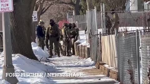 ICE agents can be seen blocking an entire block during raid after illegal aliens