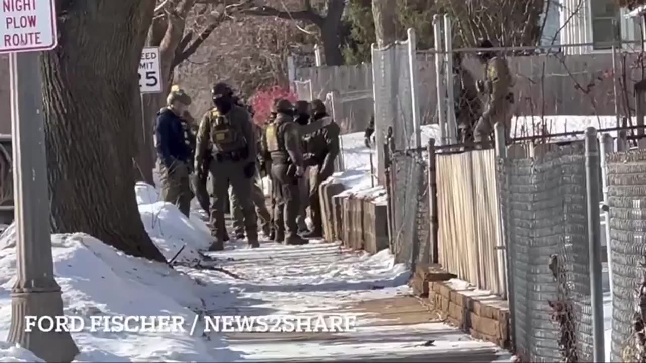 ICE agents can be seen blocking an entire block during raid after illegal aliens