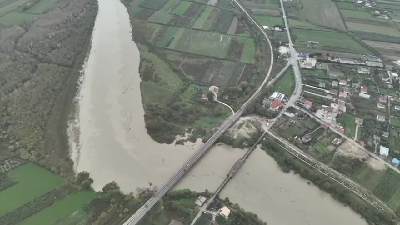 Vjosa në pikë kritike