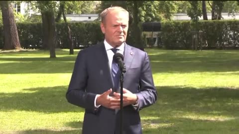 Kierownik przemówił, można się rozejść. Giertych właśnie zemdlał.