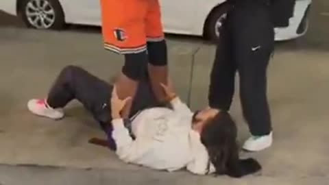 Gay Guy Stands Up for His Sister and Wrecks Her Boyfriend‼️