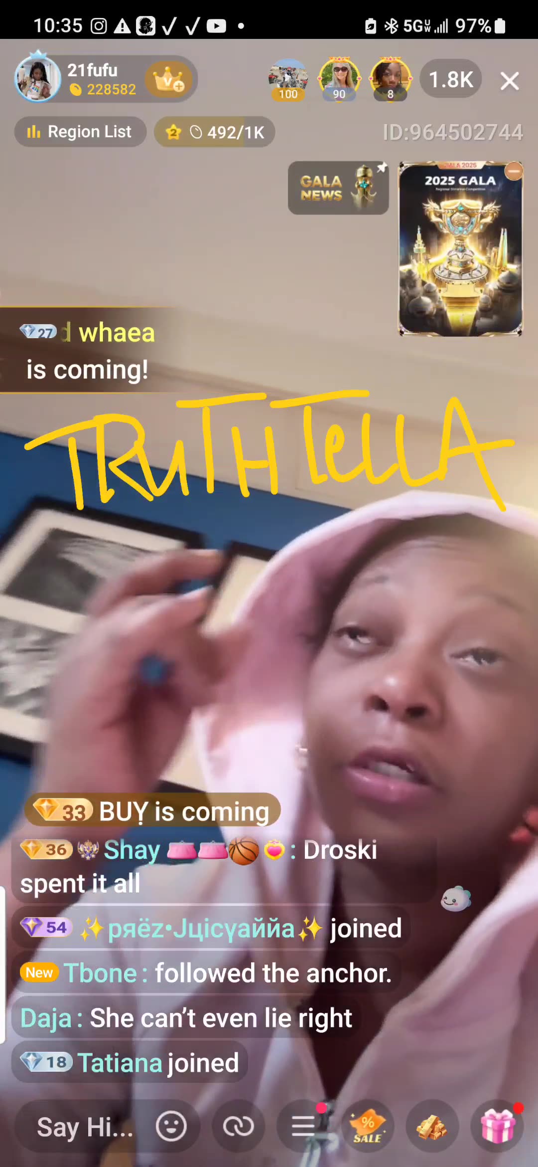 21BADBITCH GETS CLIPPED WORKING HER SET FOR HOTEL MONEY