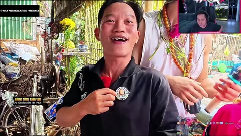BISKO: SHOPEE TẶNG THỊT CHÓ VÀ BIA