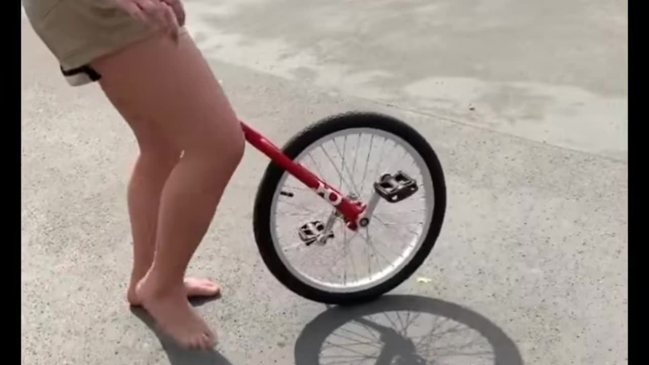 Barefoot Shorts Complimation