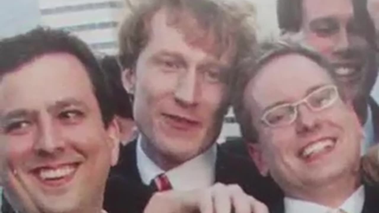 UNCOVERED: Here's how Justin Trudeau rewards his closest friends at your expense.