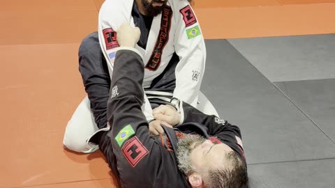 How to do a BJJ sweep from close guard from Gabriel Gonzaga UFC fighter