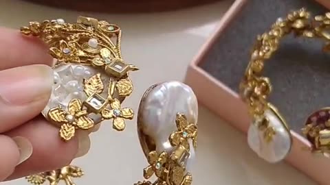 Handmade turkish work with morther of pearl bangle