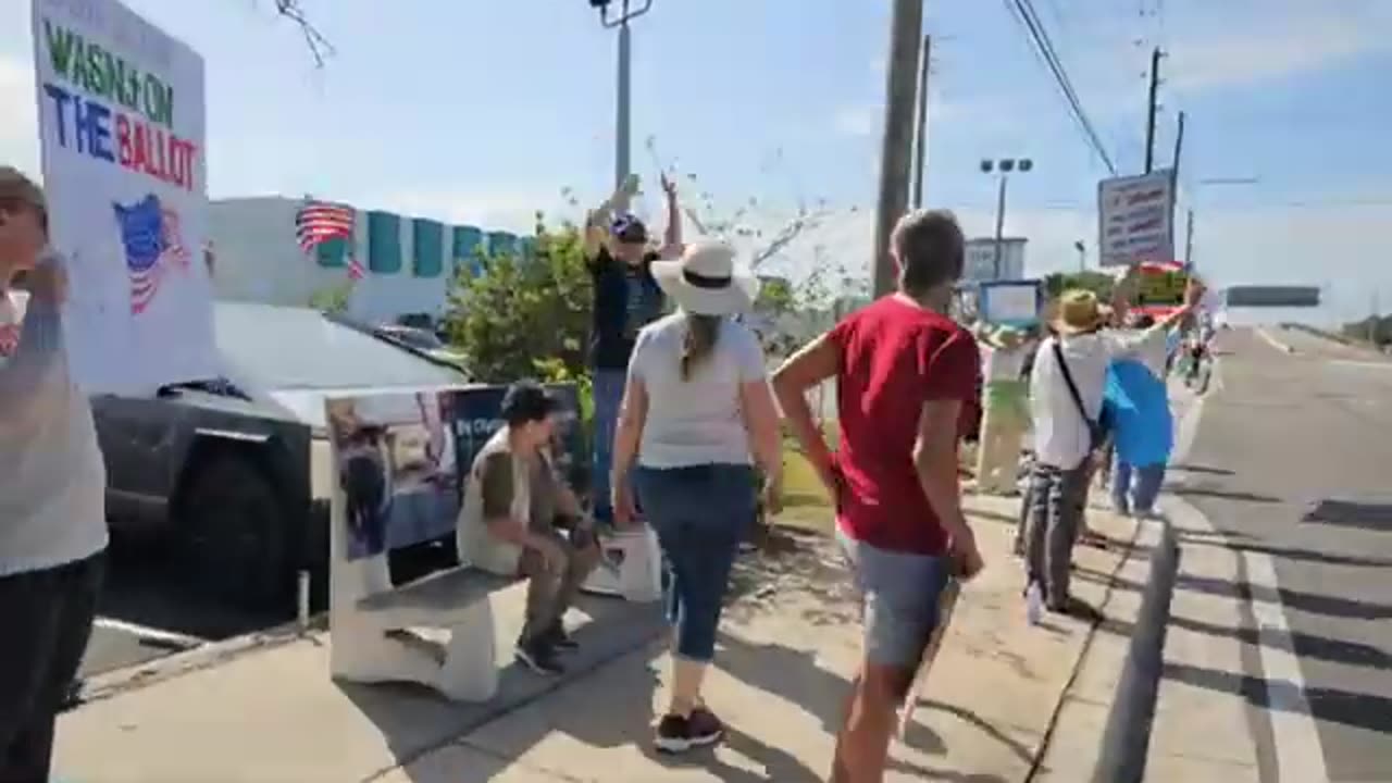 TESLA TAKEDOWN! St. Pete. PROTESTS! Police. Florida. LIVE.