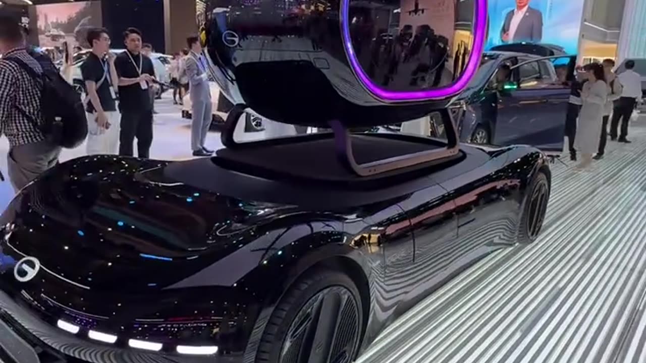 Wow James Bond wouldn't have it as Good .. Helicopter Car!