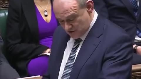 International Gangster UK Leader Blasts Trump Over Greenland Bullying