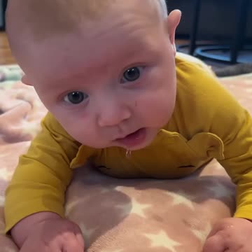 day 106 baby kayla has a blast playing on the floor